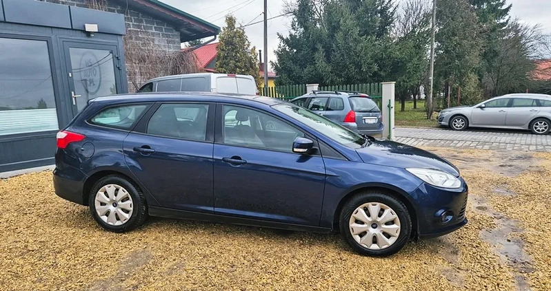 Ford Focus cena 22100 przebieg: 234000, rok produkcji 2012 z Połczyn-Zdrój małe 781